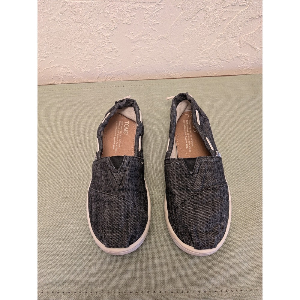 Kids TOMS Denim Slip On Casual Shoes Size 1 Y